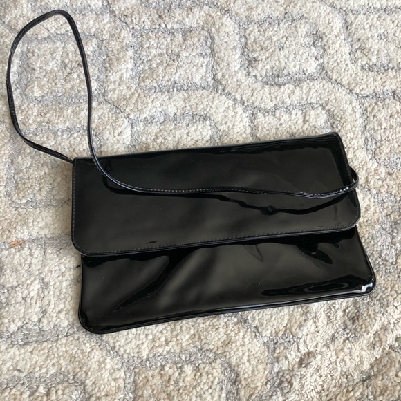 😍😍Glossy Classic Black Clutch - Picture 1 of 4